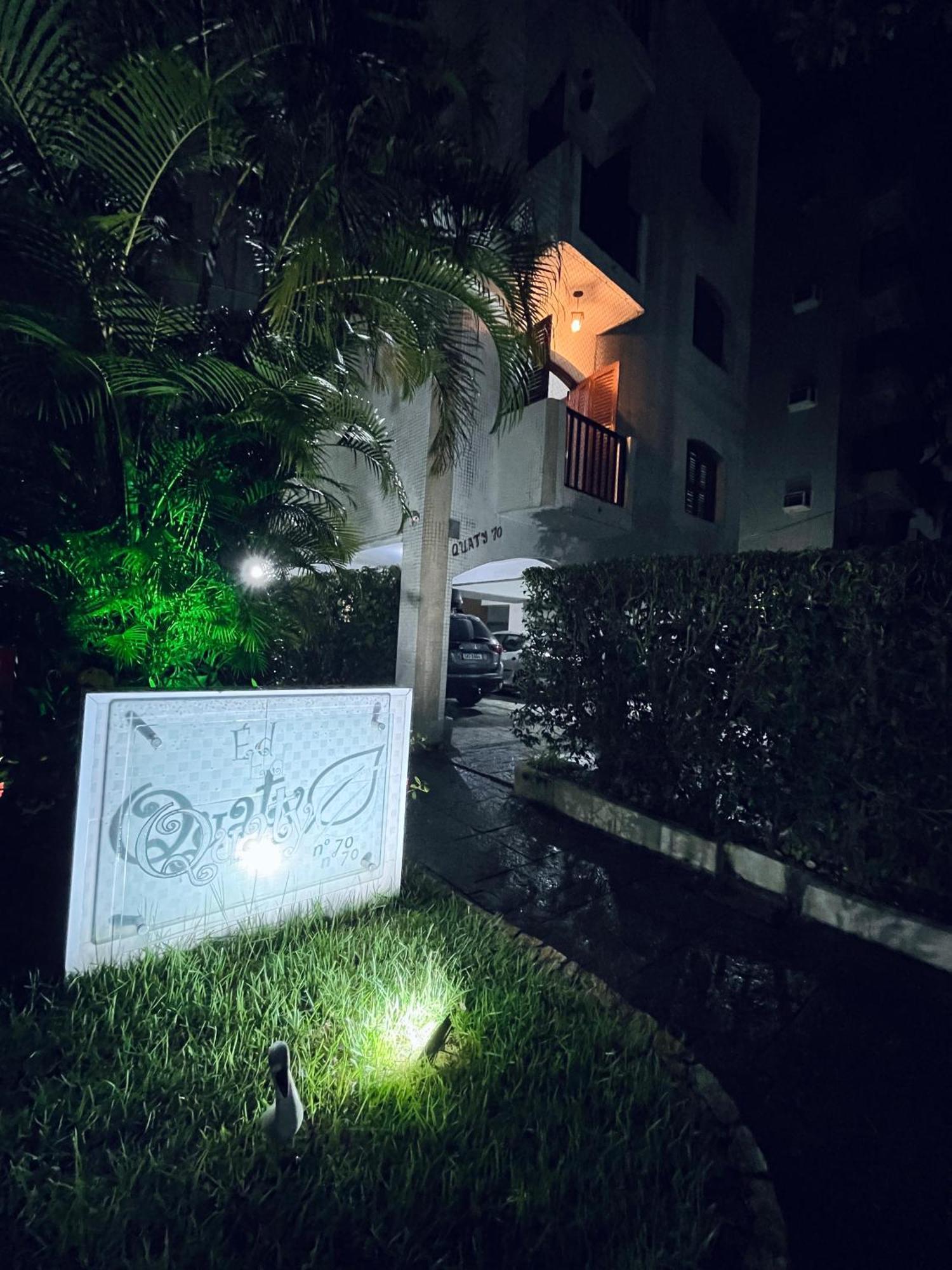 Apartamento Charmoso A 400Mts Da Praia Da Enseada Guarujá Zewnętrze zdjęcie